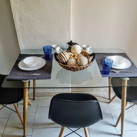 Dali Πανσιόν *