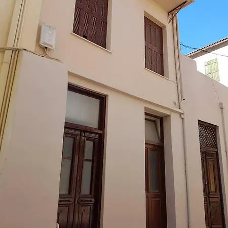 Dali Πανσιόν *