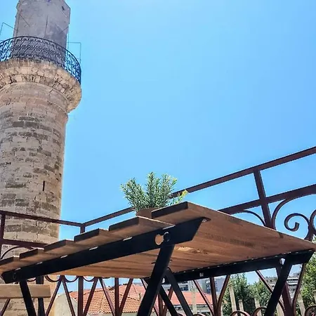 Πανσιόν Dali Χανιά